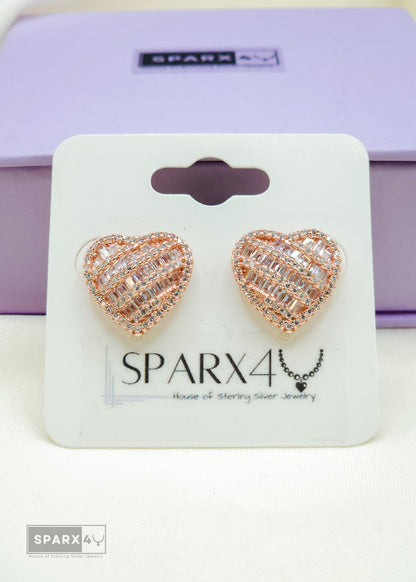 DIAMOND HEART STUD EARRINGS