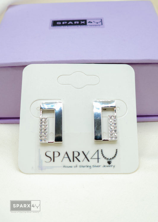 SPARKLING SQUARE STUD EARRINGS