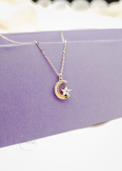 LUNAR DREAMER NECKLACE