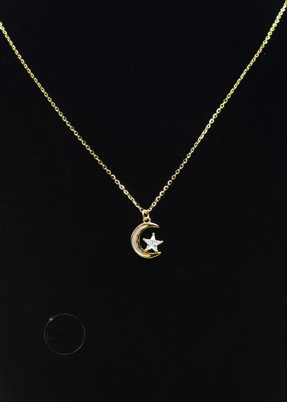 LUNAR DREAMER NECKLACE