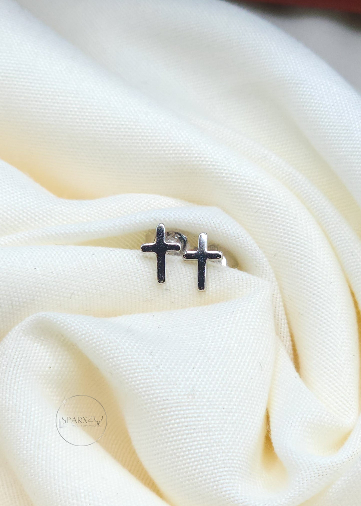 SILVER CROSS STUD EARRING