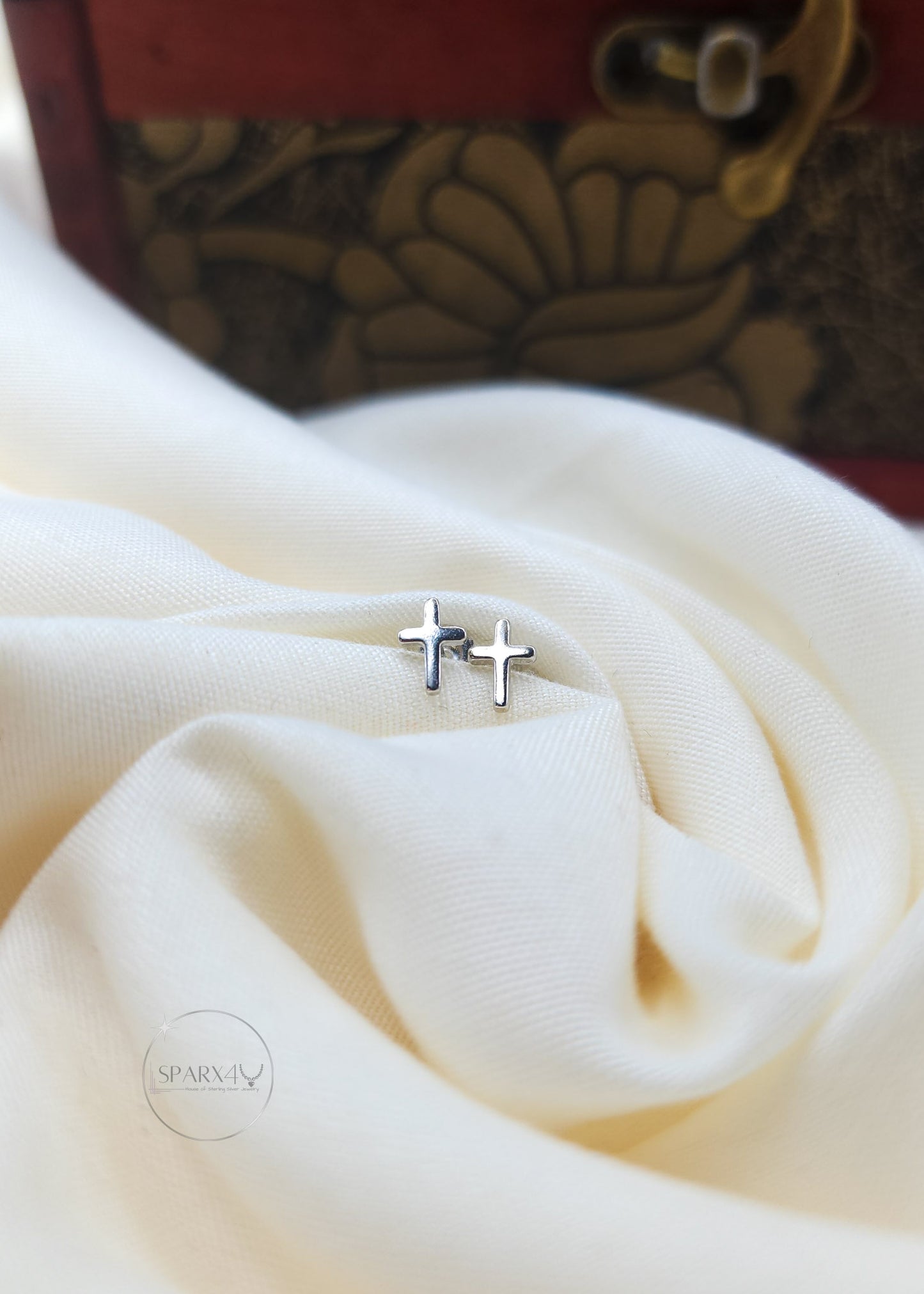 SILVER CROSS STUD EARRING