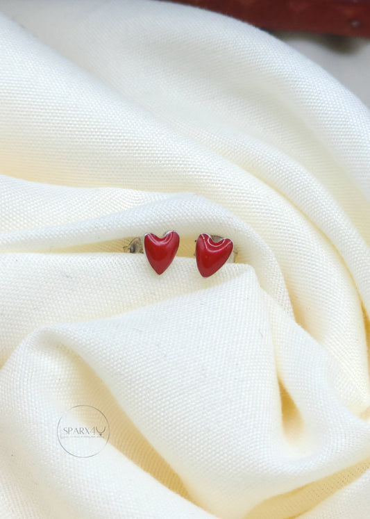 RED HEART STUD EARRING