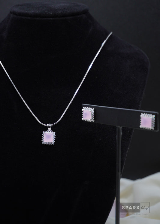 CUSHION ROSE PENDANT SET