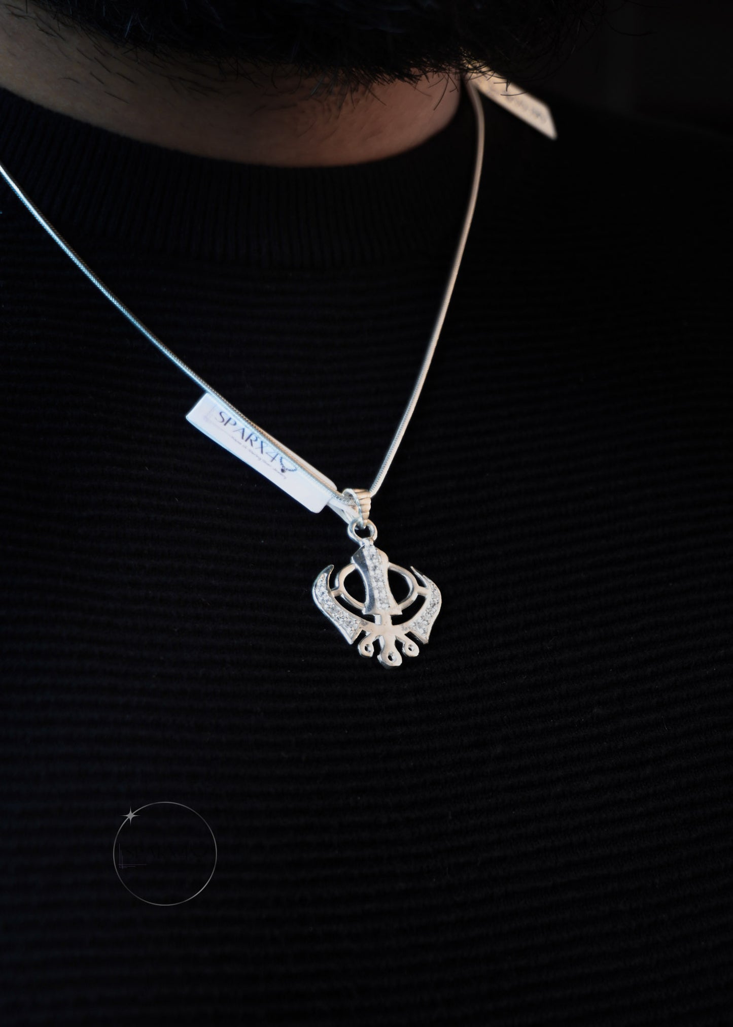 MEDIUM KHANDA PENDANT